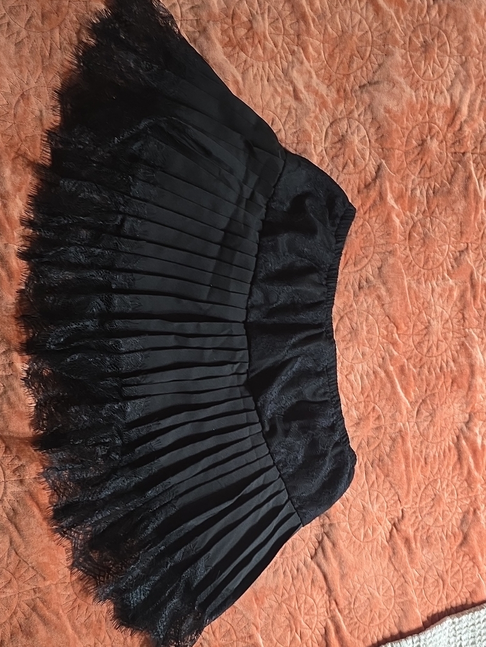 Black Pleated Tiered Lace Mini Skort